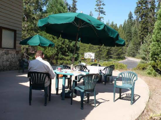 Stony Creek Lodge Sequoia National Park Exterior photo